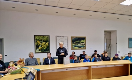 Sprejem kolesarke Nežke Libnik in KK Ravne (4)